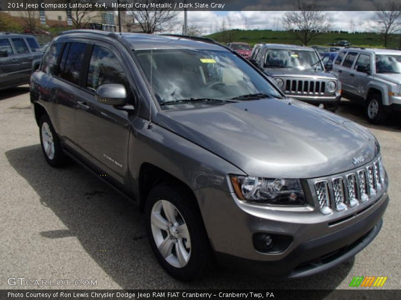 Mineral Gray Metallic / Dark Slate Gray 2014 Jeep Compass Latitude 4x4