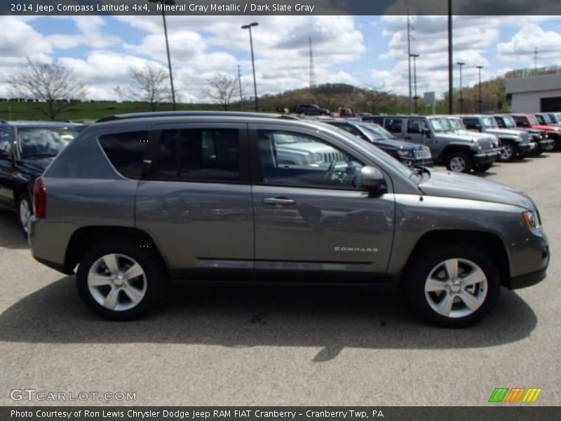 Mineral Gray Metallic / Dark Slate Gray 2014 Jeep Compass Latitude 4x4