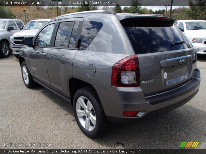 Mineral Gray Metallic / Dark Slate Gray 2014 Jeep Compass Latitude 4x4