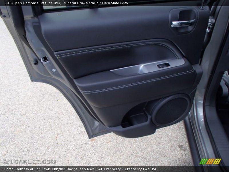 Mineral Gray Metallic / Dark Slate Gray 2014 Jeep Compass Latitude 4x4