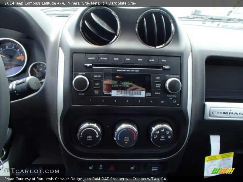 Mineral Gray Metallic / Dark Slate Gray 2014 Jeep Compass Latitude 4x4