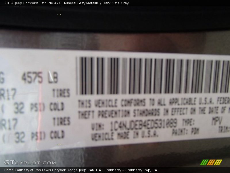 Mineral Gray Metallic / Dark Slate Gray 2014 Jeep Compass Latitude 4x4