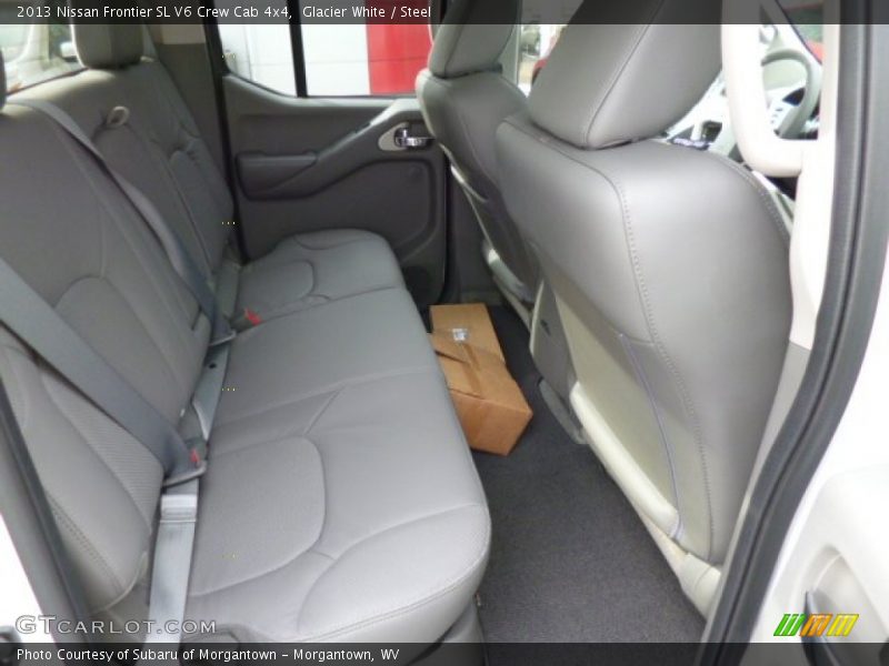 Glacier White / Steel 2013 Nissan Frontier SL V6 Crew Cab 4x4