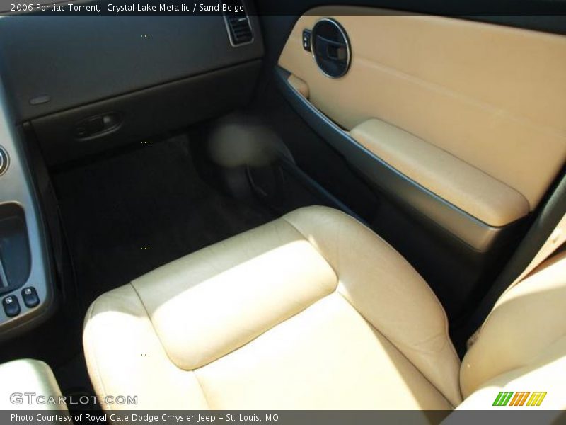 Crystal Lake Metallic / Sand Beige 2006 Pontiac Torrent