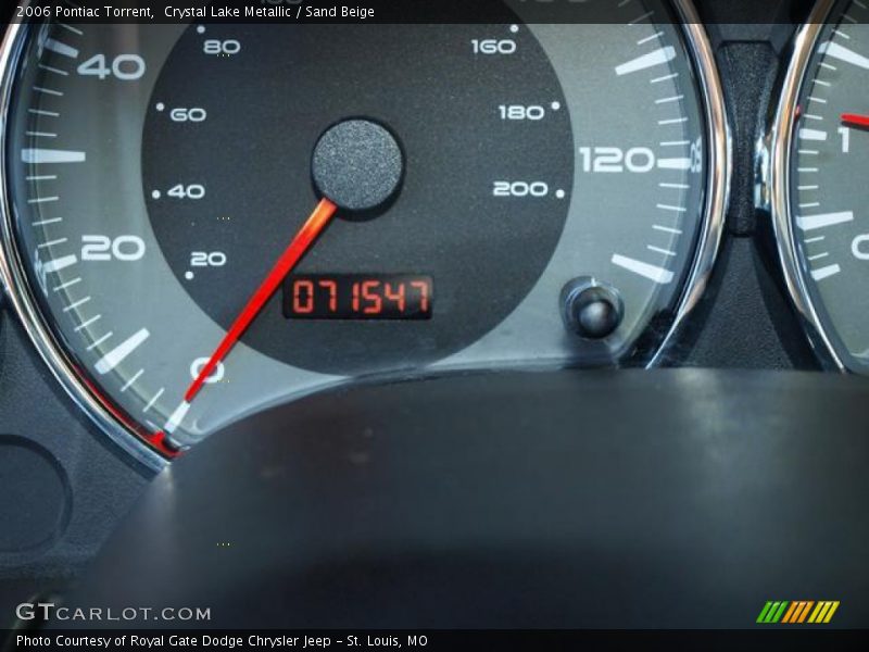 Crystal Lake Metallic / Sand Beige 2006 Pontiac Torrent