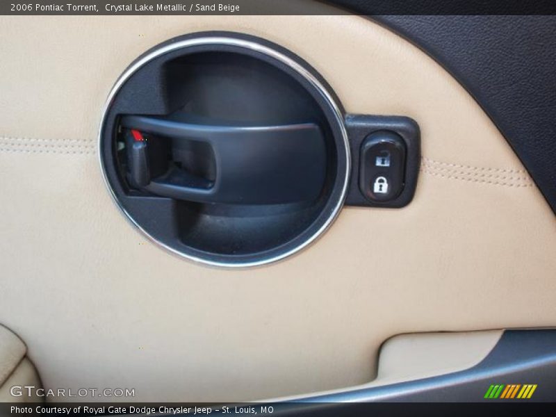 Crystal Lake Metallic / Sand Beige 2006 Pontiac Torrent