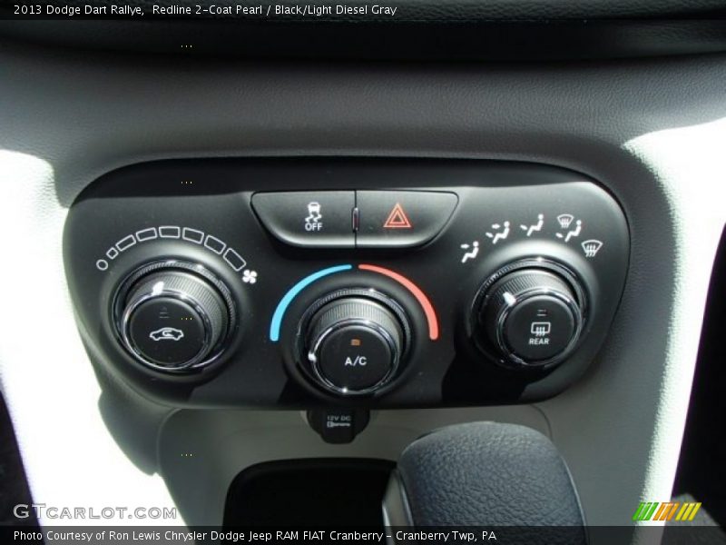 Redline 2-Coat Pearl / Black/Light Diesel Gray 2013 Dodge Dart Rallye