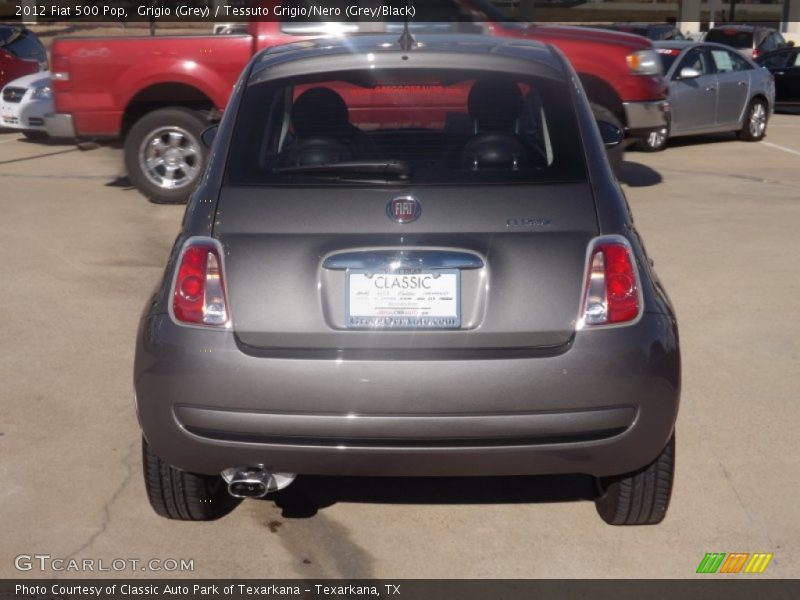 Grigio (Grey) / Tessuto Grigio/Nero (Grey/Black) 2012 Fiat 500 Pop