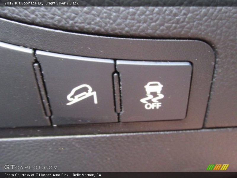 Bright Silver / Black 2012 Kia Sportage LX
