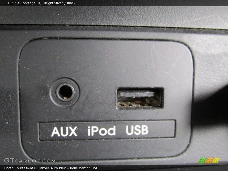 Bright Silver / Black 2012 Kia Sportage LX