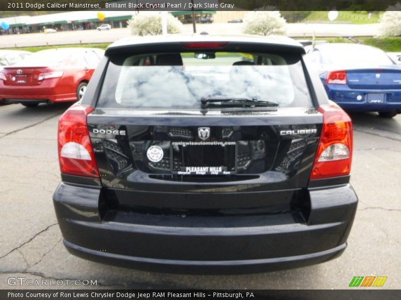 Brilliant Black Crystal Pearl / Dark Slate Gray 2011 Dodge Caliber Mainstreet