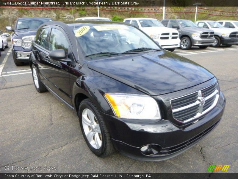 Brilliant Black Crystal Pearl / Dark Slate Gray 2011 Dodge Caliber Mainstreet