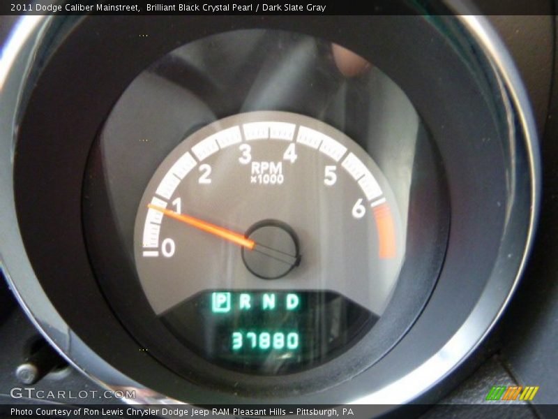 Brilliant Black Crystal Pearl / Dark Slate Gray 2011 Dodge Caliber Mainstreet