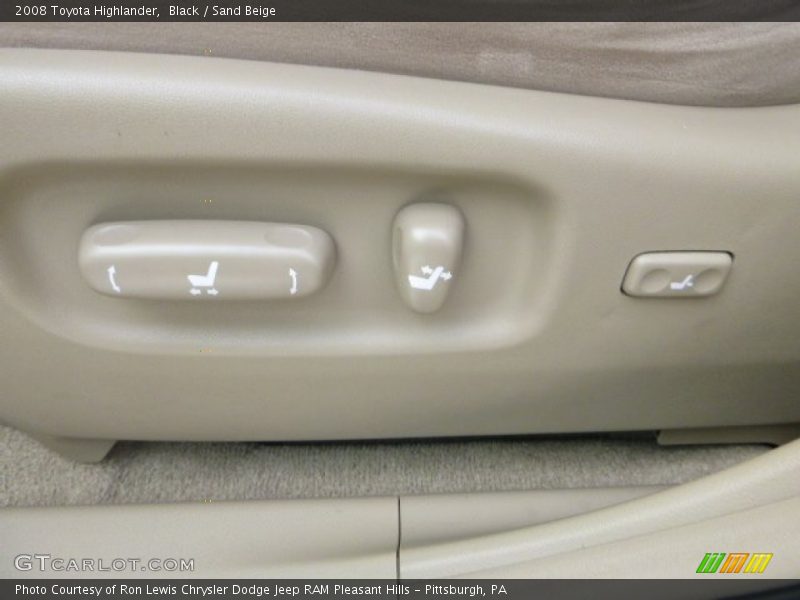 Black / Sand Beige 2008 Toyota Highlander