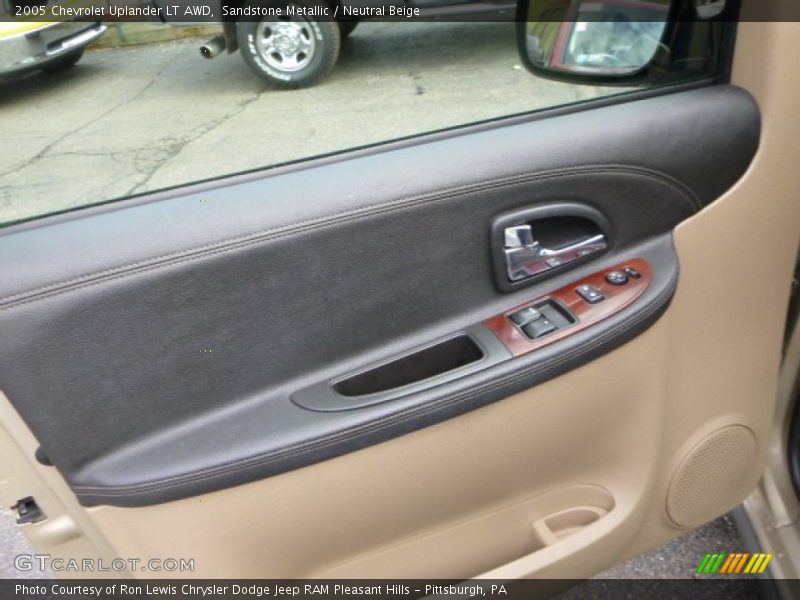 Door Panel of 2005 Uplander LT AWD