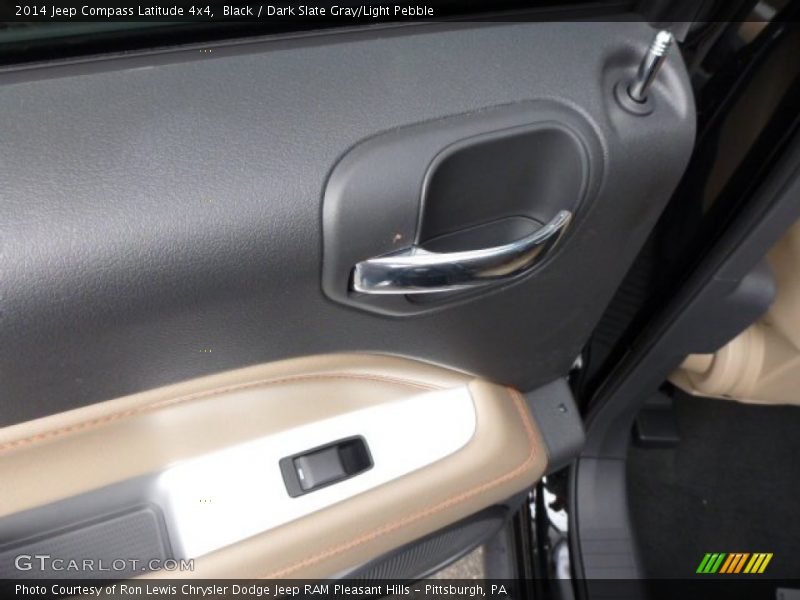 Black / Dark Slate Gray/Light Pebble 2014 Jeep Compass Latitude 4x4