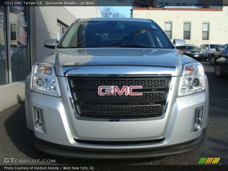 Quicksilver Metallic / Jet Black 2011 GMC Terrain SLE