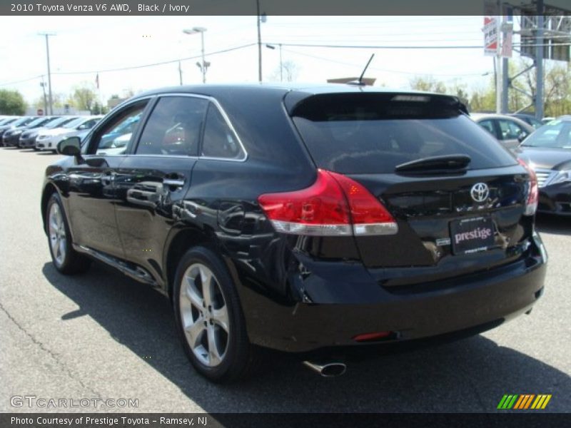 Black / Ivory 2010 Toyota Venza V6 AWD