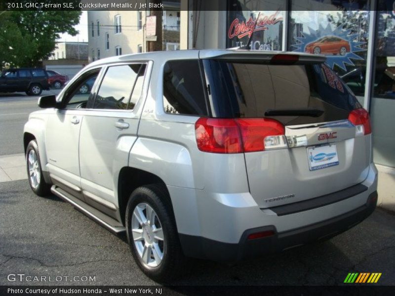 Quicksilver Metallic / Jet Black 2011 GMC Terrain SLE