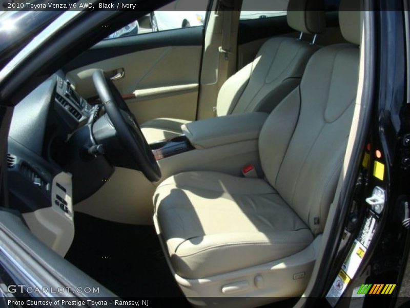 Black / Ivory 2010 Toyota Venza V6 AWD