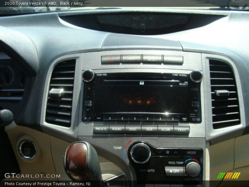 Black / Ivory 2010 Toyota Venza V6 AWD