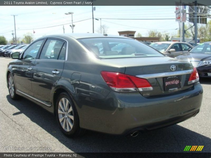 Cypress Green Pearl / Ivory 2011 Toyota Avalon Limited