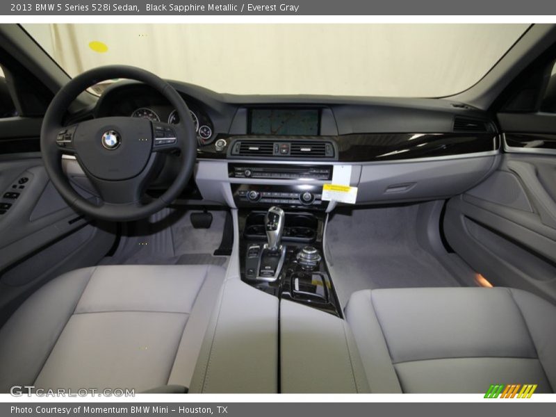 Black Sapphire Metallic / Everest Gray 2013 BMW 5 Series 528i Sedan