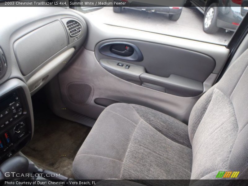 Summit White / Medium Pewter 2003 Chevrolet TrailBlazer LS 4x4