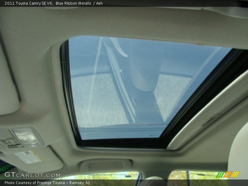Blue Ribbon Metallic / Ash 2011 Toyota Camry SE V6