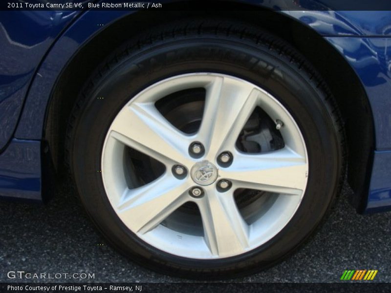 Blue Ribbon Metallic / Ash 2011 Toyota Camry SE V6