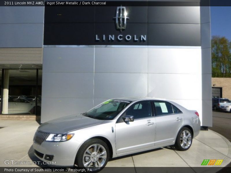 Ingot Silver Metallic / Dark Charcoal 2011 Lincoln MKZ AWD