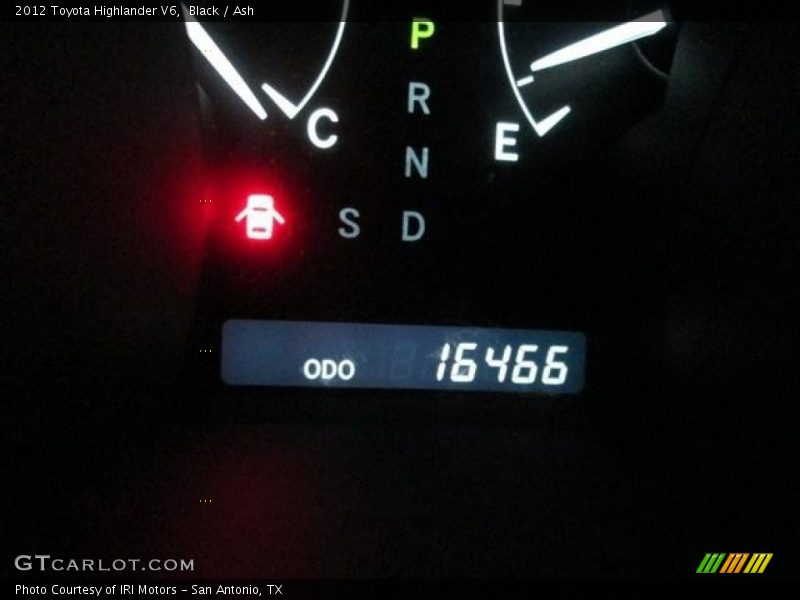 Black / Ash 2012 Toyota Highlander V6