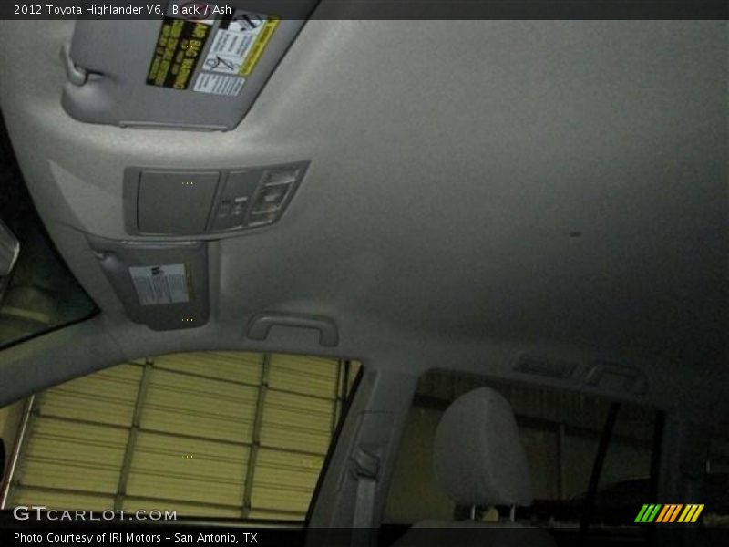 Black / Ash 2012 Toyota Highlander V6