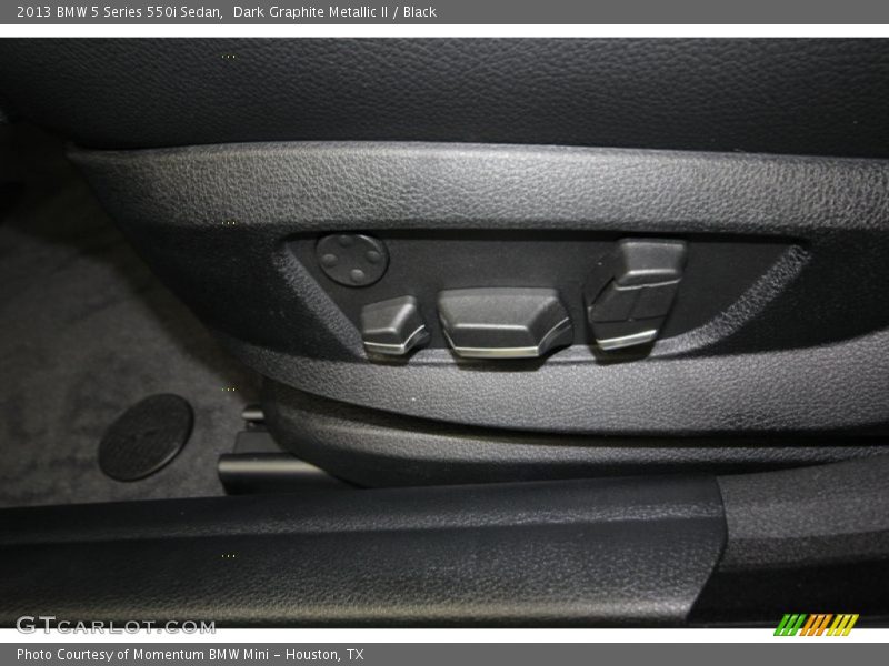 Dark Graphite Metallic II / Black 2013 BMW 5 Series 550i Sedan