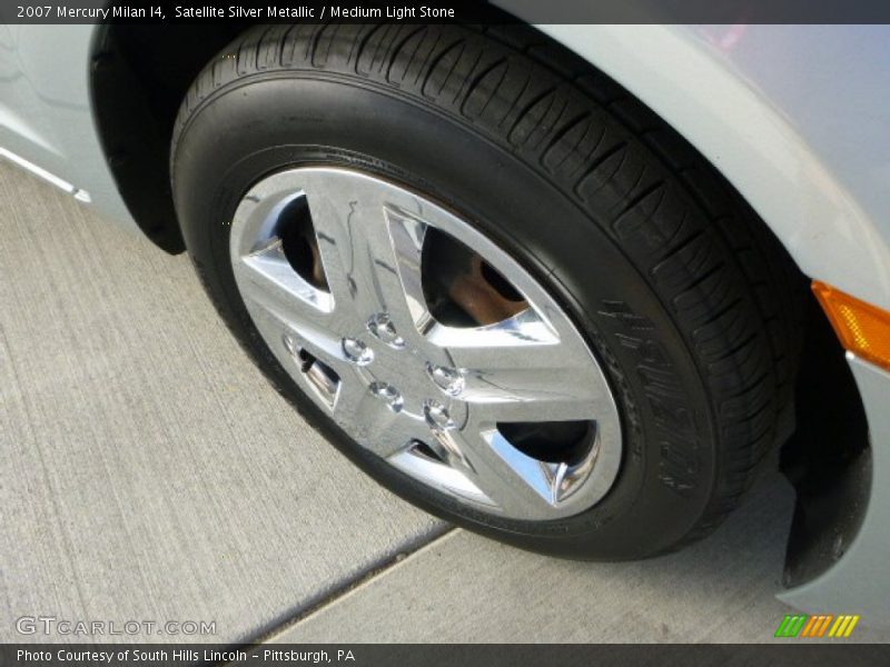 Satellite Silver Metallic / Medium Light Stone 2007 Mercury Milan I4