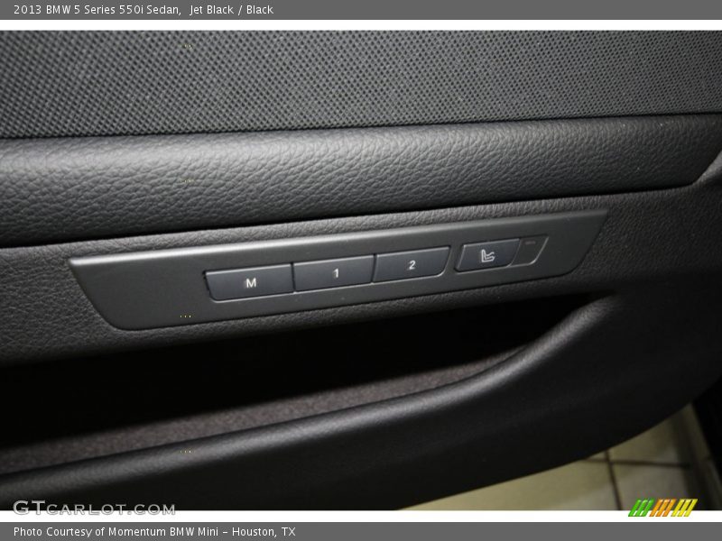 Jet Black / Black 2013 BMW 5 Series 550i Sedan