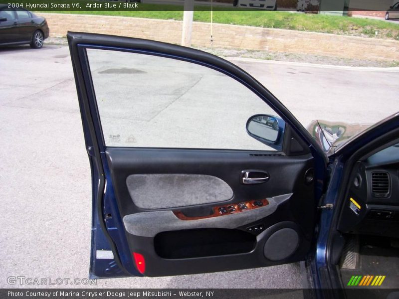 Ardor Blue / Black 2004 Hyundai Sonata V6