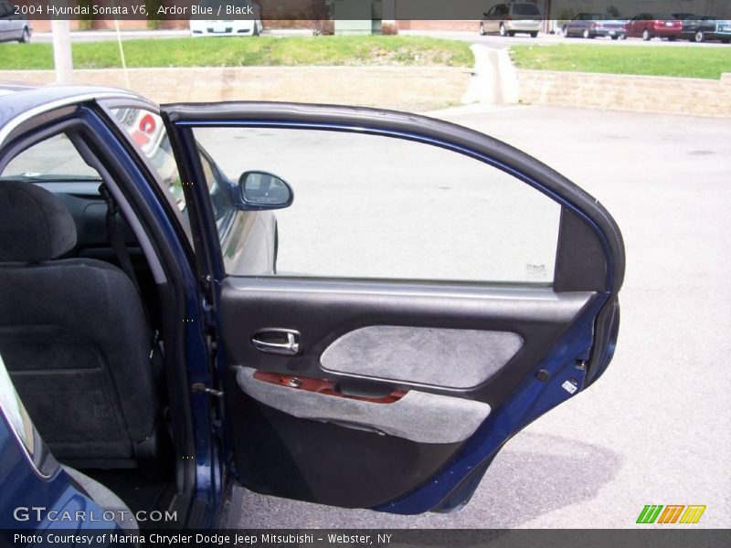 Ardor Blue / Black 2004 Hyundai Sonata V6