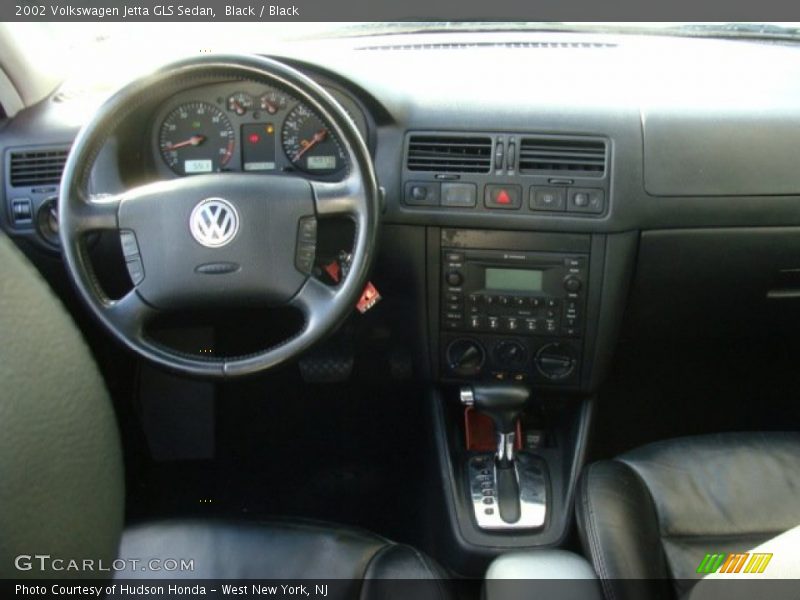 Black / Black 2002 Volkswagen Jetta GLS Sedan