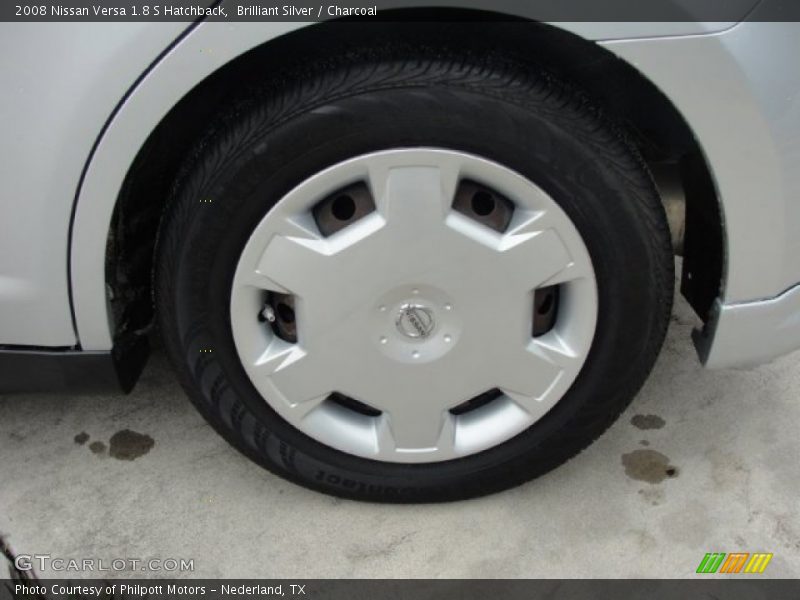 Brilliant Silver / Charcoal 2008 Nissan Versa 1.8 S Hatchback