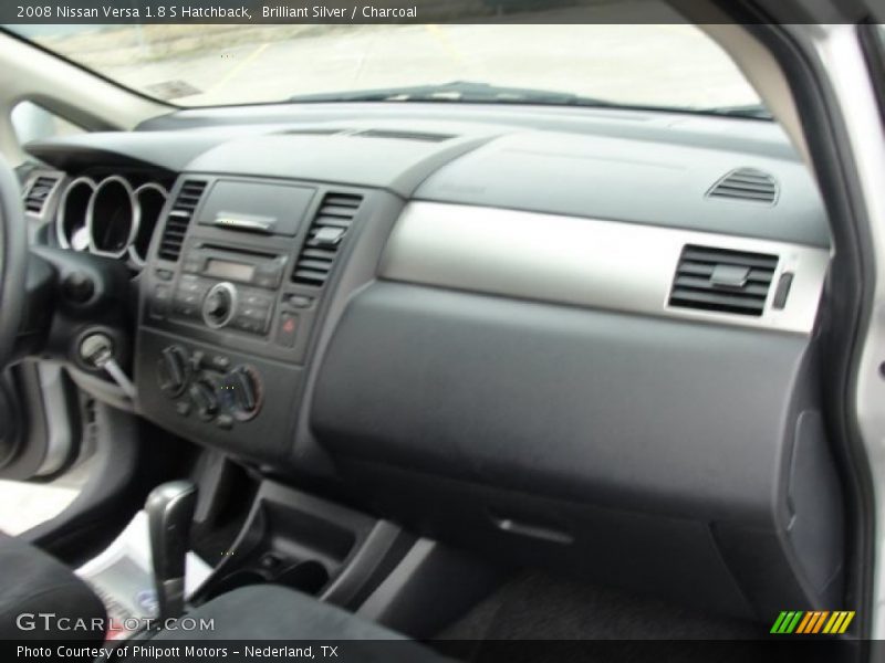 Brilliant Silver / Charcoal 2008 Nissan Versa 1.8 S Hatchback