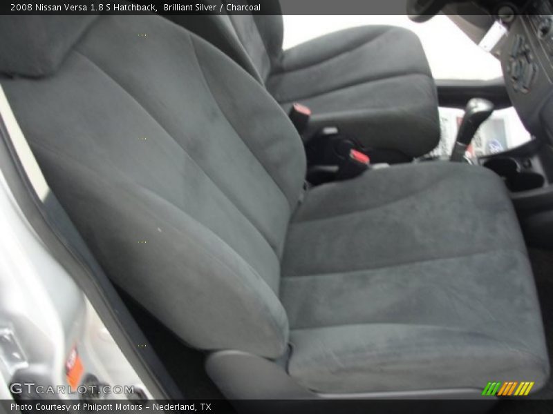 Brilliant Silver / Charcoal 2008 Nissan Versa 1.8 S Hatchback
