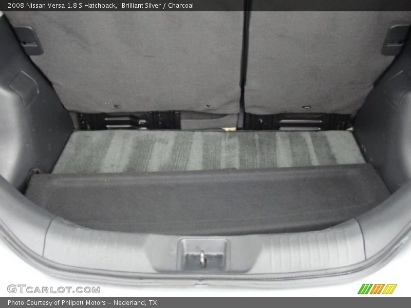 Brilliant Silver / Charcoal 2008 Nissan Versa 1.8 S Hatchback