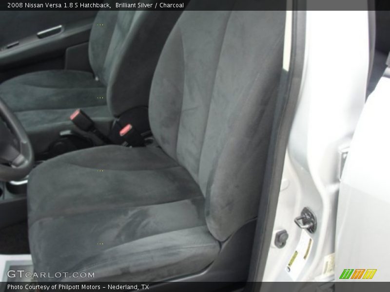 Brilliant Silver / Charcoal 2008 Nissan Versa 1.8 S Hatchback