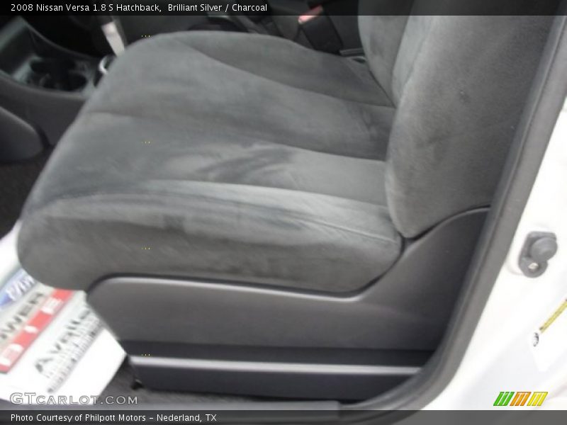 Brilliant Silver / Charcoal 2008 Nissan Versa 1.8 S Hatchback