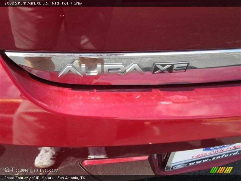 Red Jewel / Gray 2008 Saturn Aura XE 3.5
