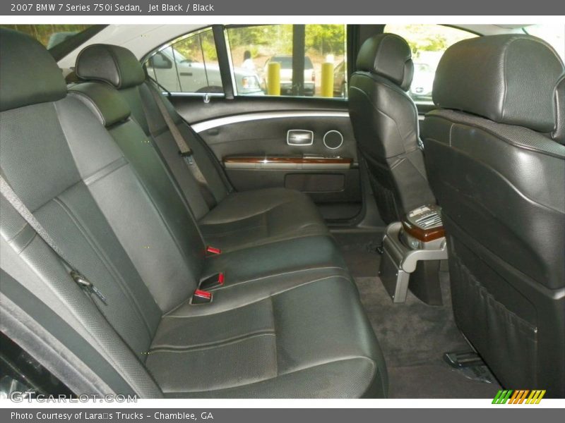 Jet Black / Black 2007 BMW 7 Series 750i Sedan