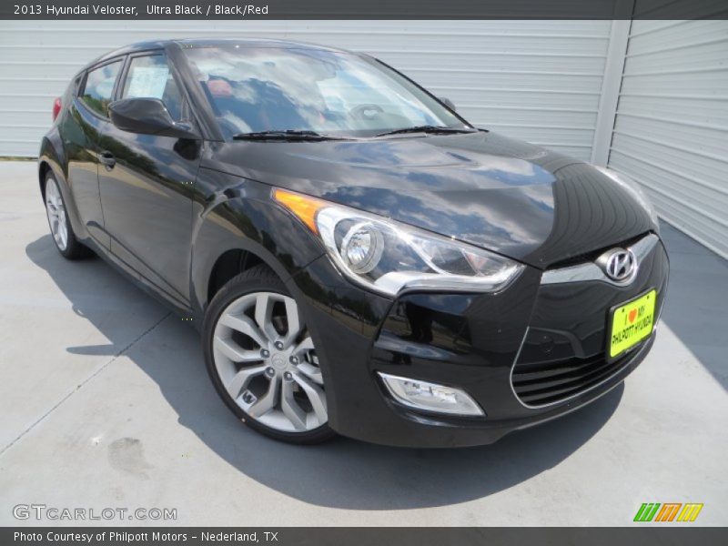 Ultra Black / Black/Red 2013 Hyundai Veloster