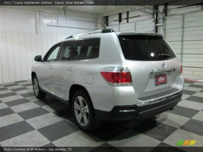 Classic Silver Metallic / Ash 2011 Toyota Highlander Limited