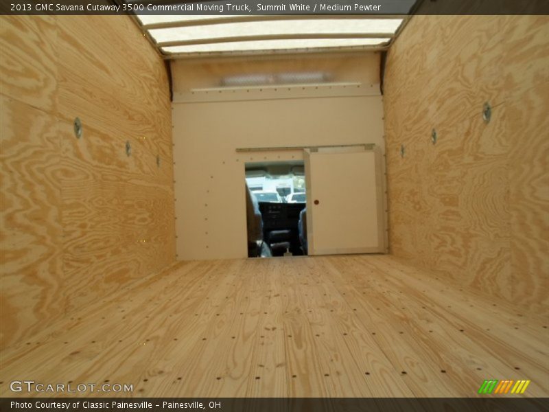 Summit White / Medium Pewter 2013 GMC Savana Cutaway 3500 Commercial Moving Truck